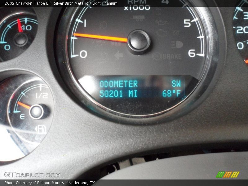Silver Birch Metallic / Light Titanium 2009 Chevrolet Tahoe LT