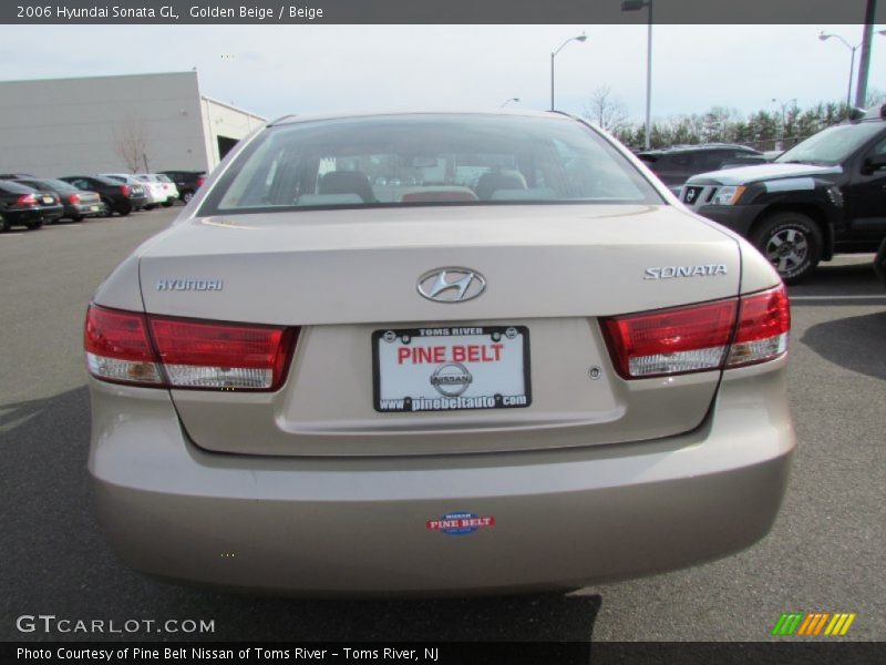 Golden Beige / Beige 2006 Hyundai Sonata GL