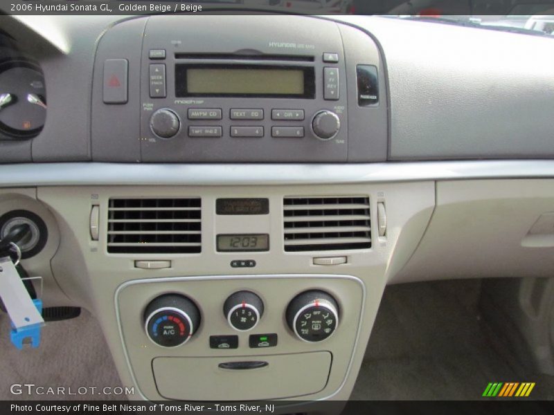 Golden Beige / Beige 2006 Hyundai Sonata GL