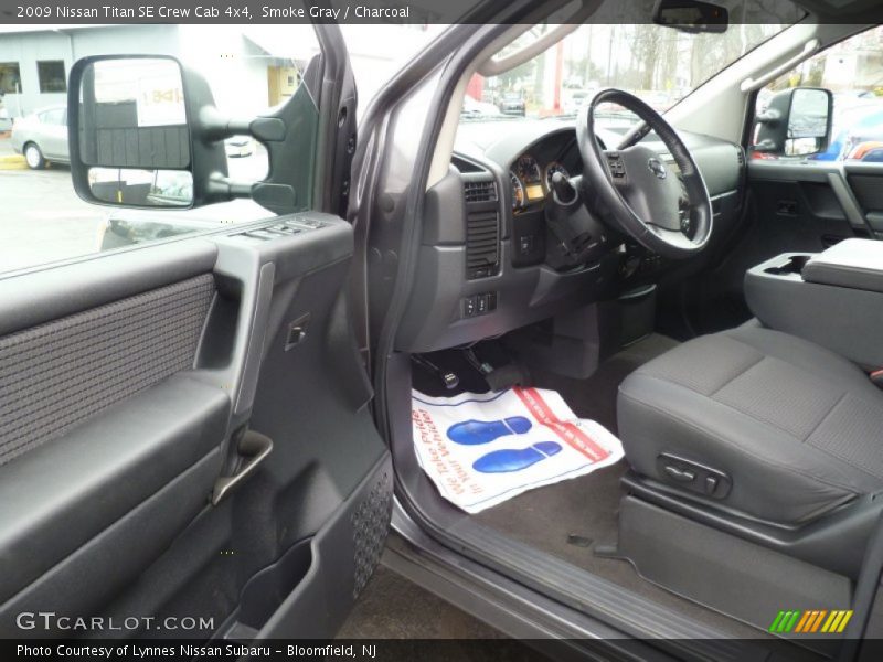 Smoke Gray / Charcoal 2009 Nissan Titan SE Crew Cab 4x4