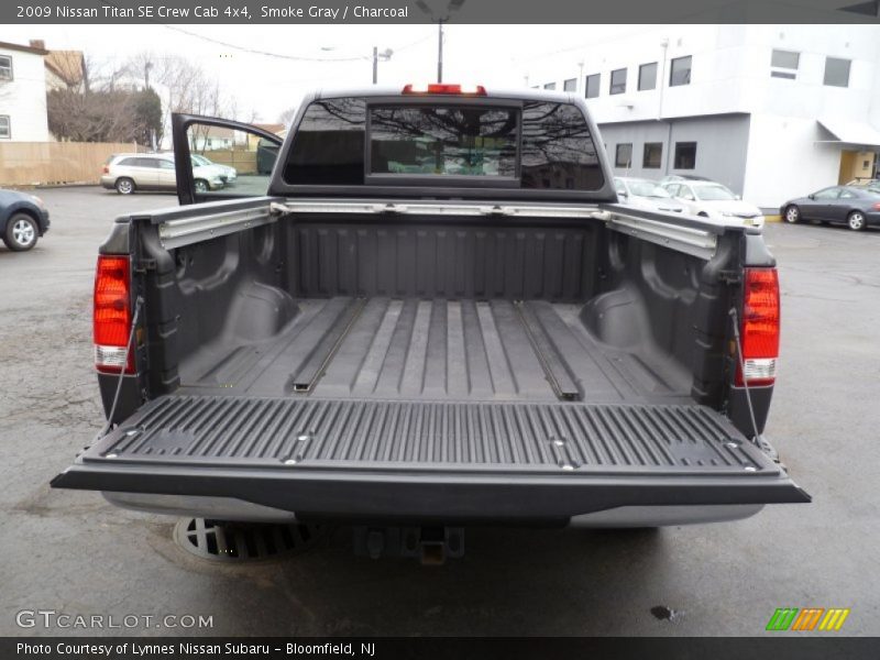 Smoke Gray / Charcoal 2009 Nissan Titan SE Crew Cab 4x4