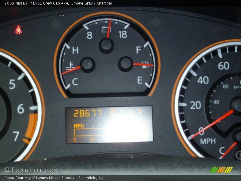 Smoke Gray / Charcoal 2009 Nissan Titan SE Crew Cab 4x4