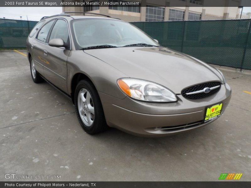 Arizona Beige Metallic / Medium Parchment 2003 Ford Taurus SE Wagon