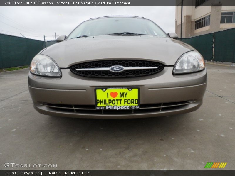 Arizona Beige Metallic / Medium Parchment 2003 Ford Taurus SE Wagon