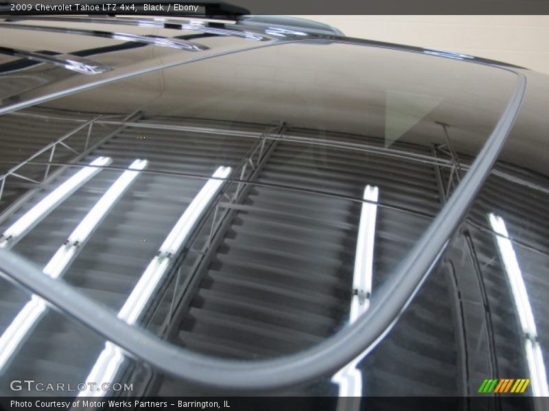 Black / Ebony 2009 Chevrolet Tahoe LTZ 4x4