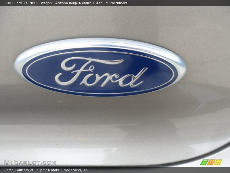 Arizona Beige Metallic / Medium Parchment 2003 Ford Taurus SE Wagon