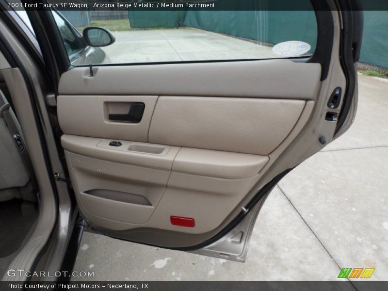 Arizona Beige Metallic / Medium Parchment 2003 Ford Taurus SE Wagon