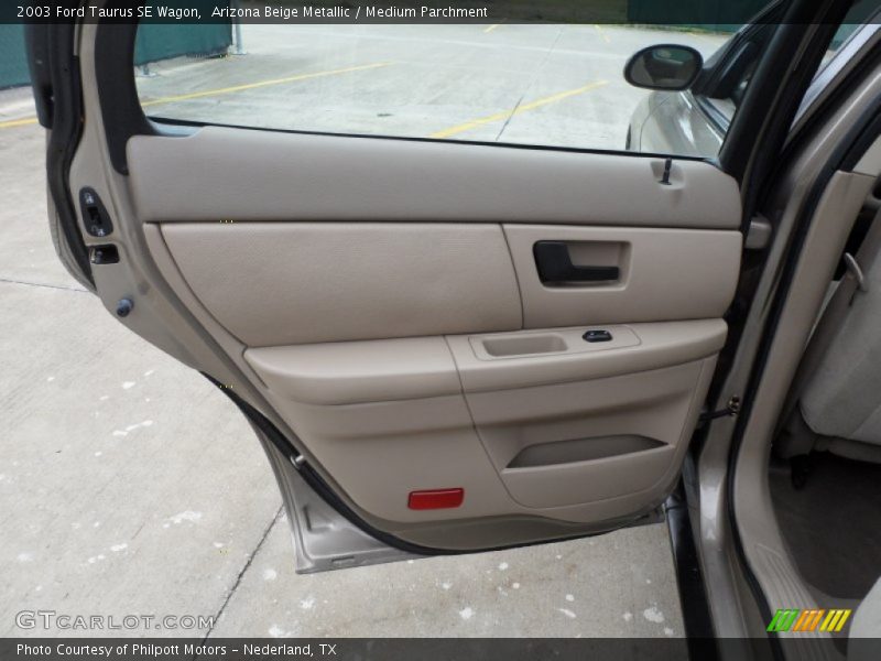 Arizona Beige Metallic / Medium Parchment 2003 Ford Taurus SE Wagon