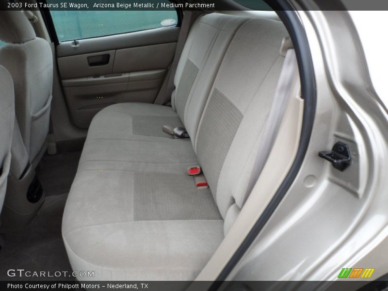 Arizona Beige Metallic / Medium Parchment 2003 Ford Taurus SE Wagon