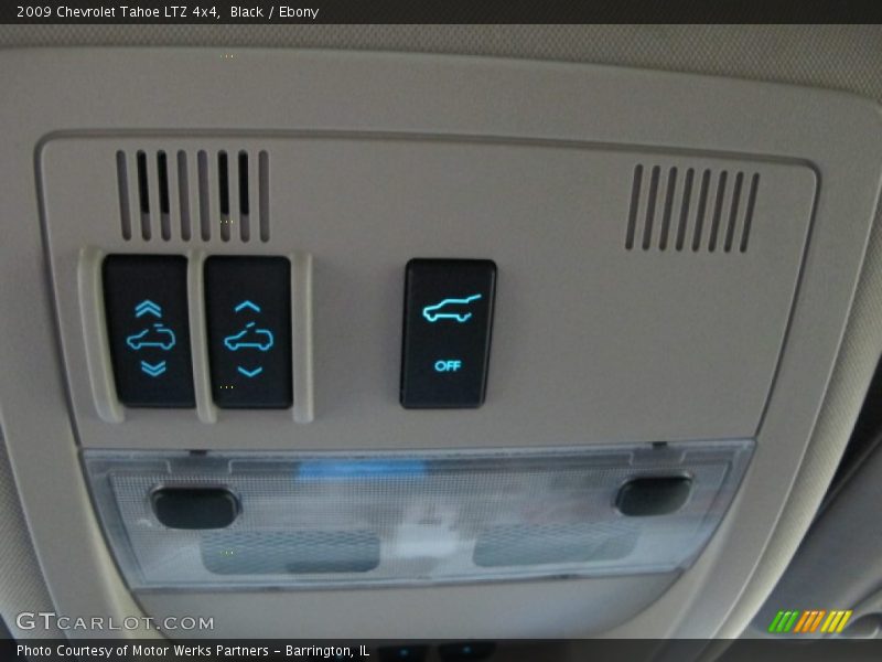 Black / Ebony 2009 Chevrolet Tahoe LTZ 4x4