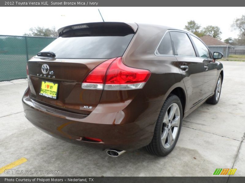 Sunset Bronze Mica / Ivory 2012 Toyota Venza XLE