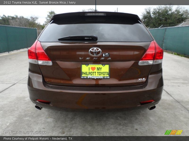 Sunset Bronze Mica / Ivory 2012 Toyota Venza XLE