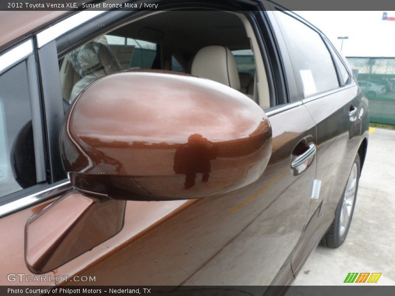 Sunset Bronze Mica / Ivory 2012 Toyota Venza XLE