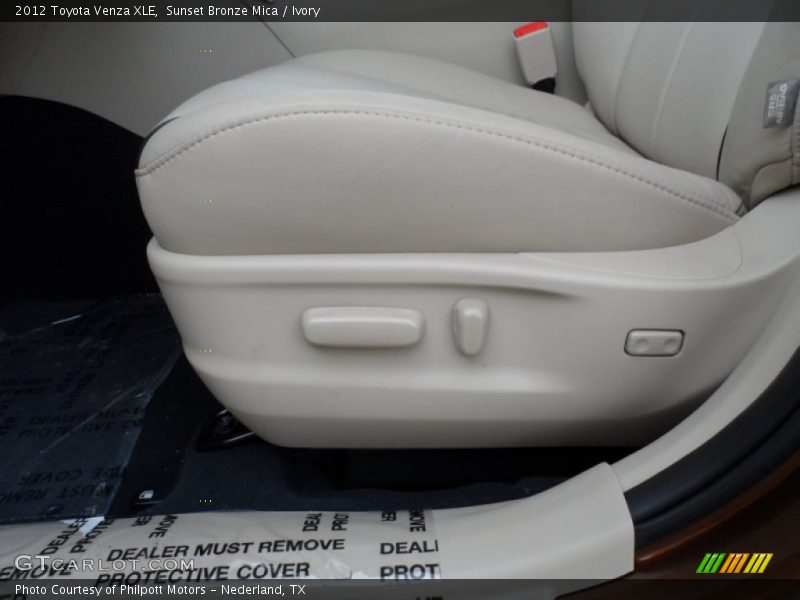 Sunset Bronze Mica / Ivory 2012 Toyota Venza XLE