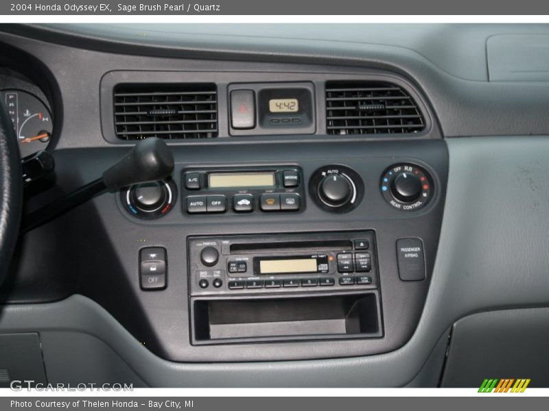 Sage Brush Pearl / Quartz 2004 Honda Odyssey EX