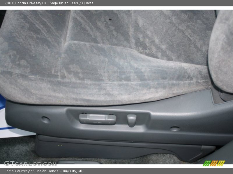 Sage Brush Pearl / Quartz 2004 Honda Odyssey EX