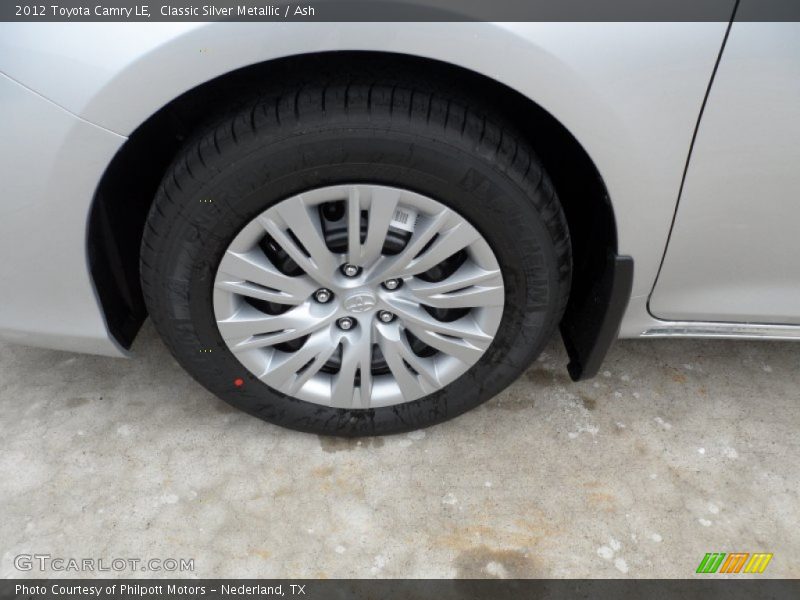 Classic Silver Metallic / Ash 2012 Toyota Camry LE