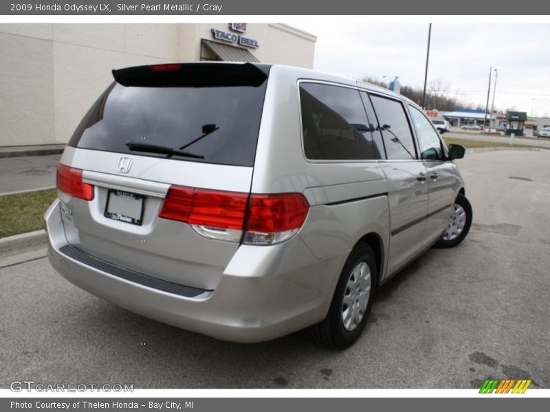 Silver Pearl Metallic / Gray 2009 Honda Odyssey LX