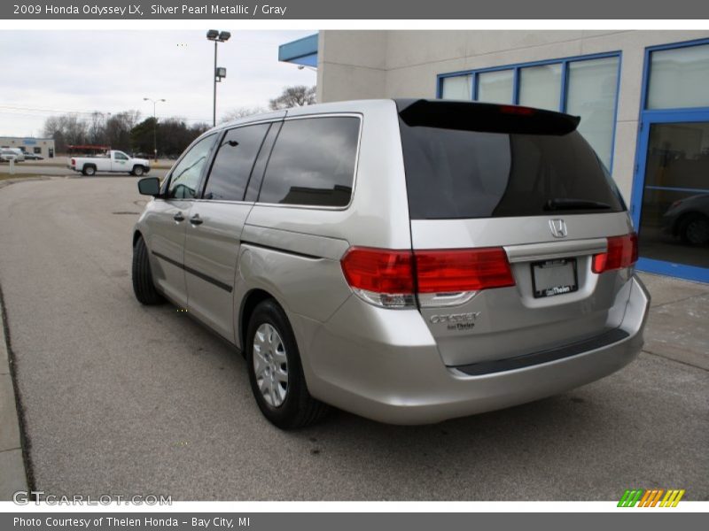 Silver Pearl Metallic / Gray 2009 Honda Odyssey LX