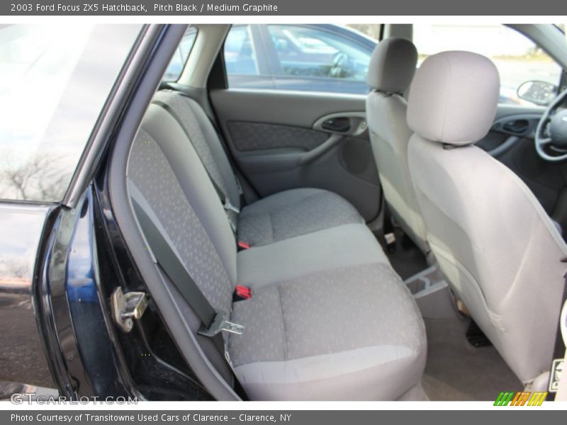  2003 Focus ZX5 Hatchback Medium Graphite Interior