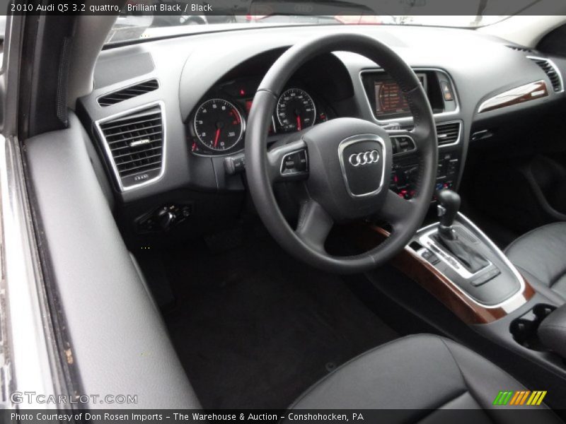 Brilliant Black / Black 2010 Audi Q5 3.2 quattro