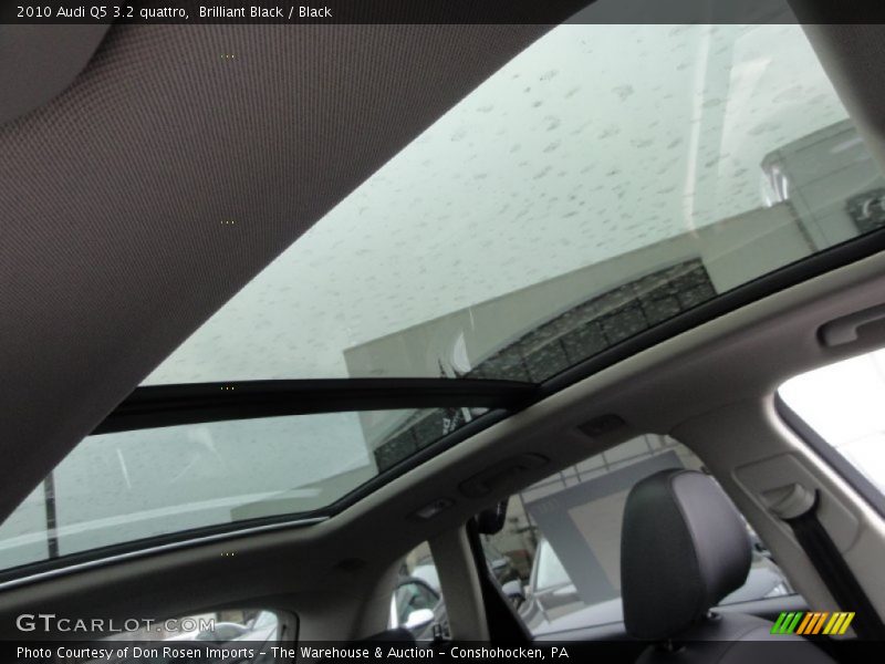 Brilliant Black / Black 2010 Audi Q5 3.2 quattro