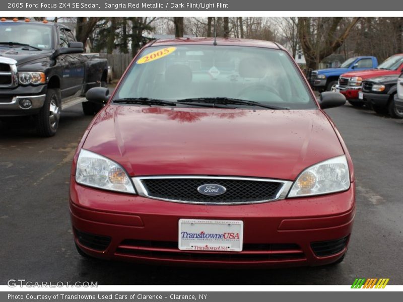 Sangria Red Metallic / Dark Flint/Light Flint 2005 Ford Focus ZX4 SE Sedan
