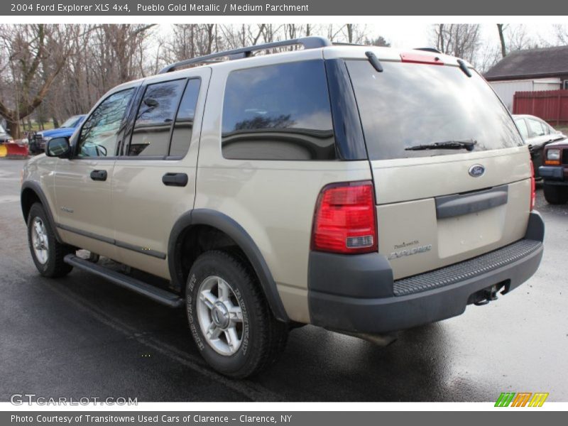 Pueblo Gold Metallic / Medium Parchment 2004 Ford Explorer XLS 4x4