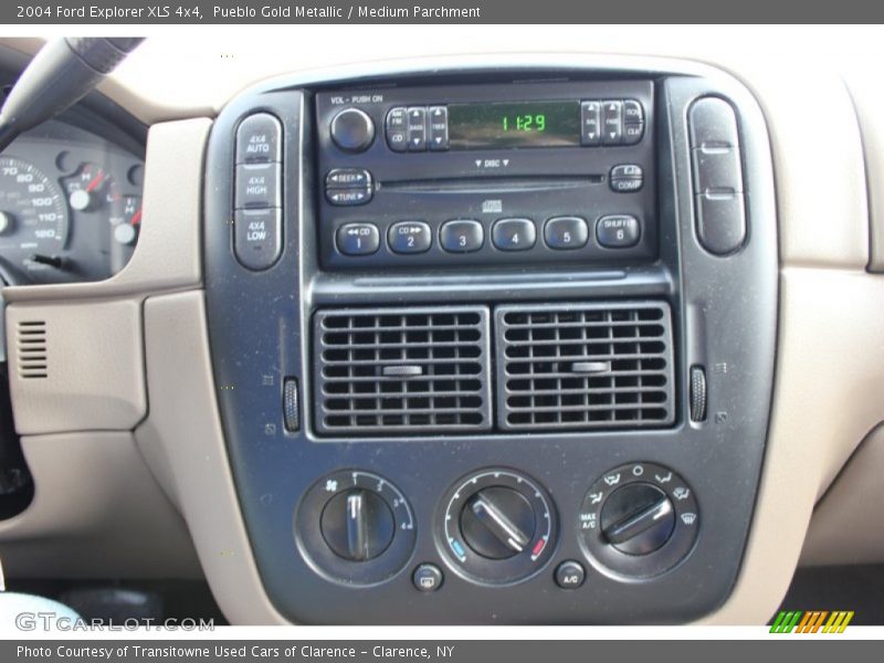 Pueblo Gold Metallic / Medium Parchment 2004 Ford Explorer XLS 4x4