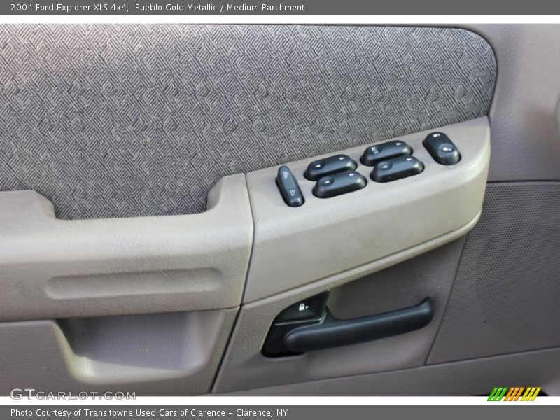 Pueblo Gold Metallic / Medium Parchment 2004 Ford Explorer XLS 4x4