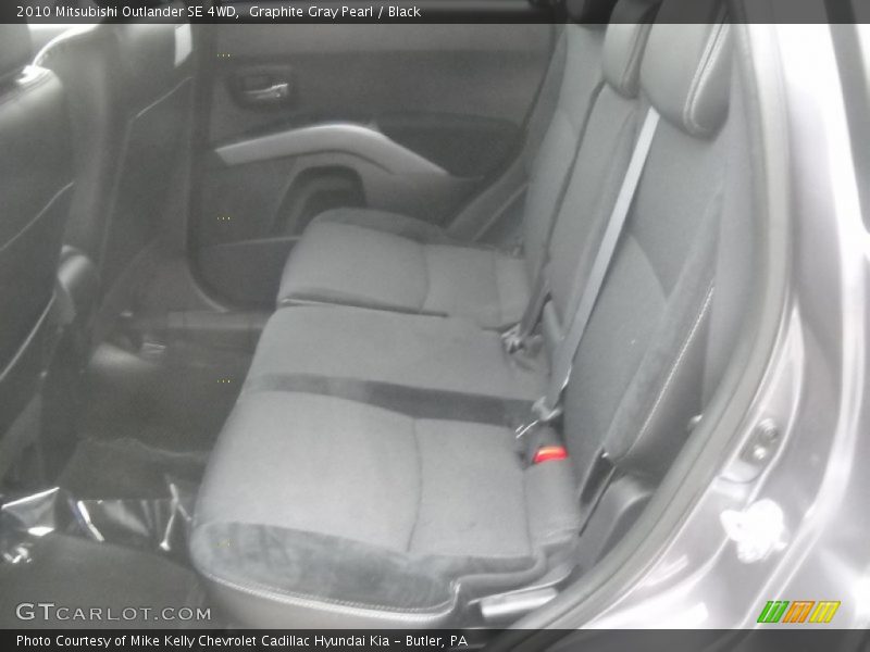 Graphite Gray Pearl / Black 2010 Mitsubishi Outlander SE 4WD