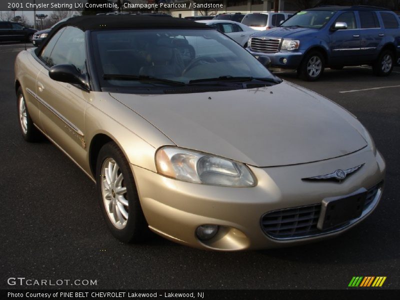 Champagne Pearlcoat / Sandstone 2001 Chrysler Sebring LXi Convertible