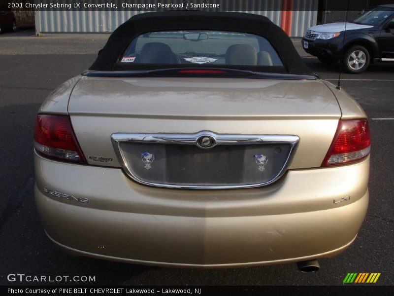Champagne Pearlcoat / Sandstone 2001 Chrysler Sebring LXi Convertible