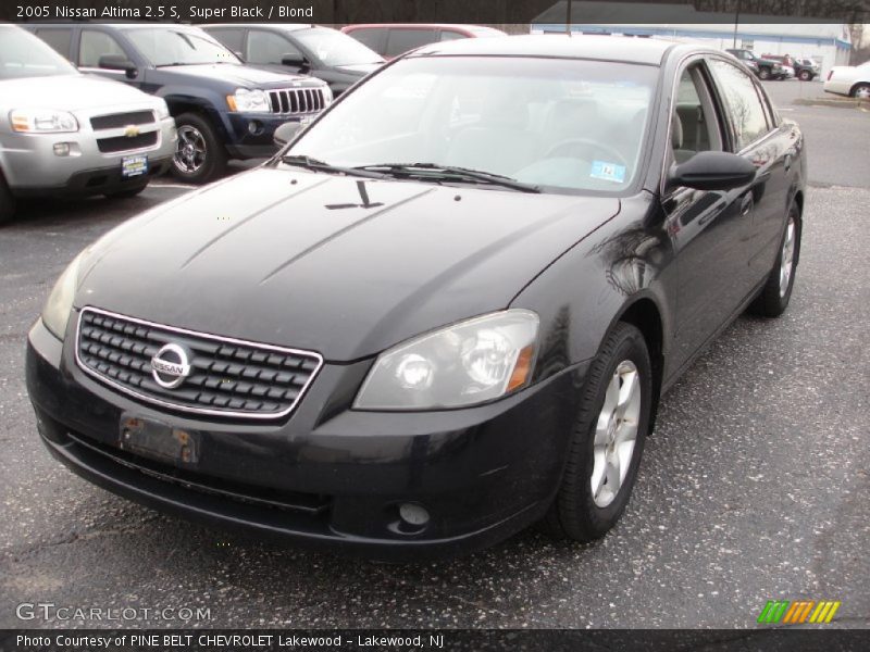 Super Black / Blond 2005 Nissan Altima 2.5 S
