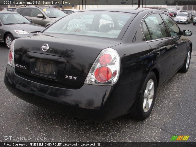 Super Black / Blond 2005 Nissan Altima 2.5 S