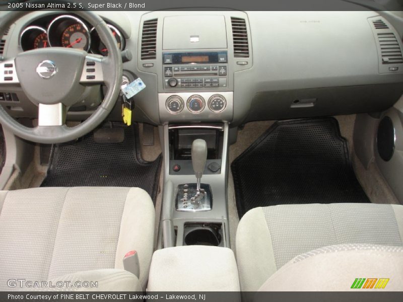 Super Black / Blond 2005 Nissan Altima 2.5 S