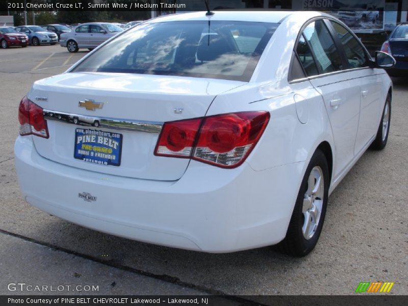 Summit White / Medium Titanium 2011 Chevrolet Cruze LT