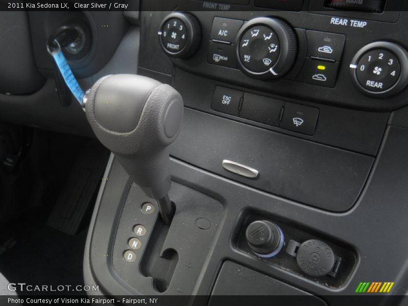 Clear Silver / Gray 2011 Kia Sedona LX