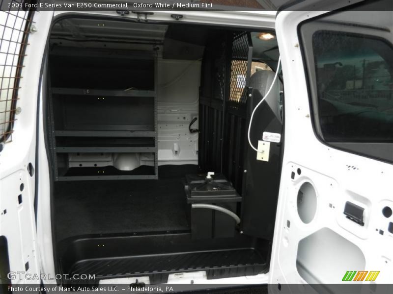 Oxford White / Medium Flint 2003 Ford E Series Van E250 Commercial
