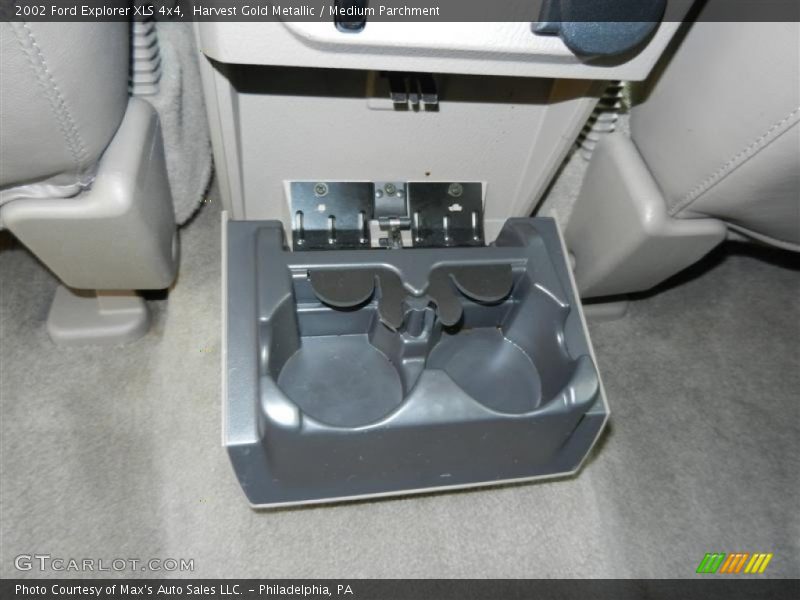 Harvest Gold Metallic / Medium Parchment 2002 Ford Explorer XLS 4x4