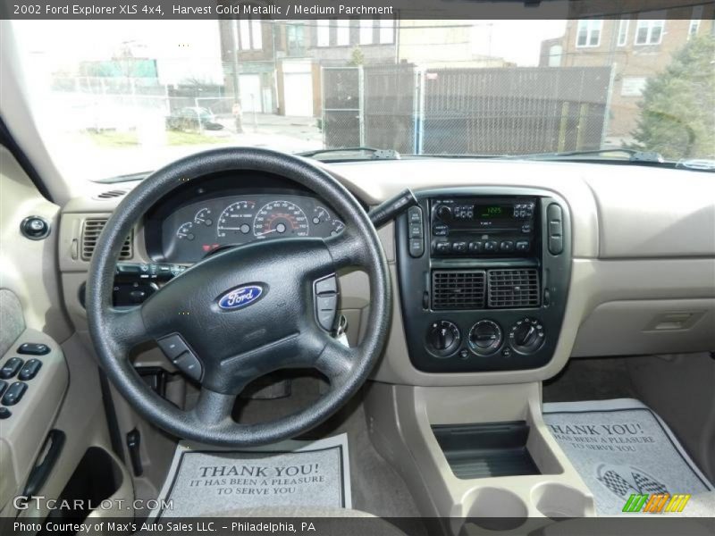 Harvest Gold Metallic / Medium Parchment 2002 Ford Explorer XLS 4x4