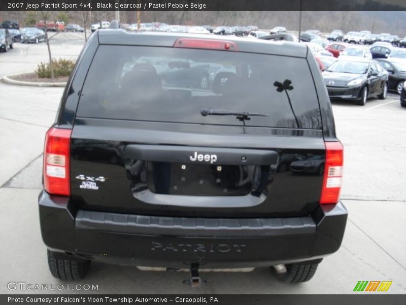 Black Clearcoat / Pastel Pebble Beige 2007 Jeep Patriot Sport 4x4
