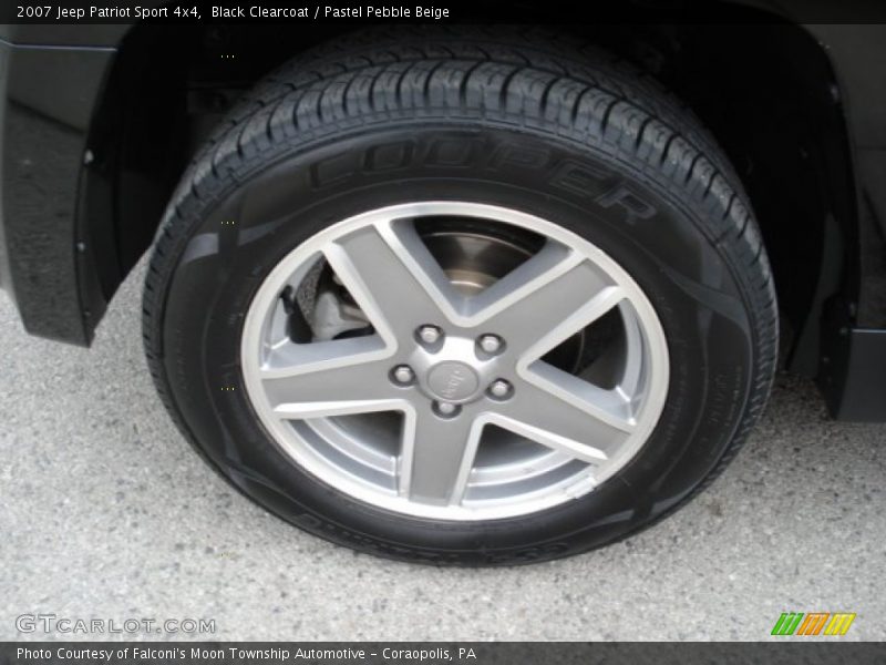 Black Clearcoat / Pastel Pebble Beige 2007 Jeep Patriot Sport 4x4