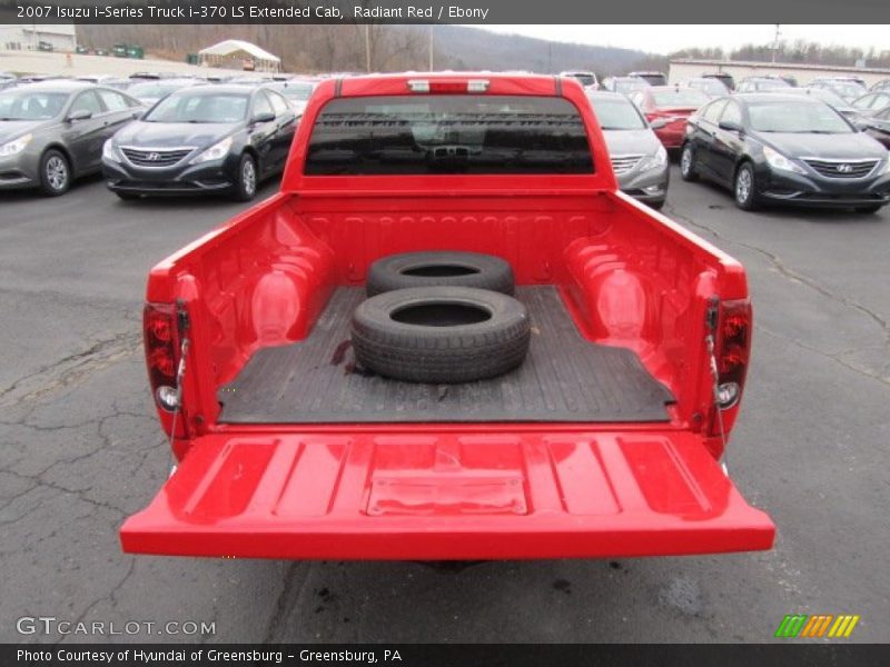  2007 i-Series Truck i-370 LS Extended Cab Trunk