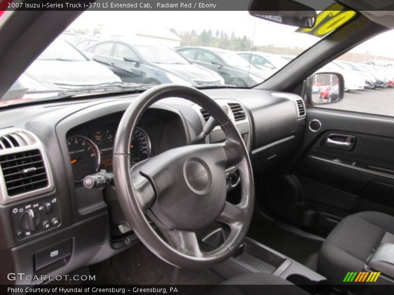  2007 i-Series Truck i-370 LS Extended Cab Steering Wheel