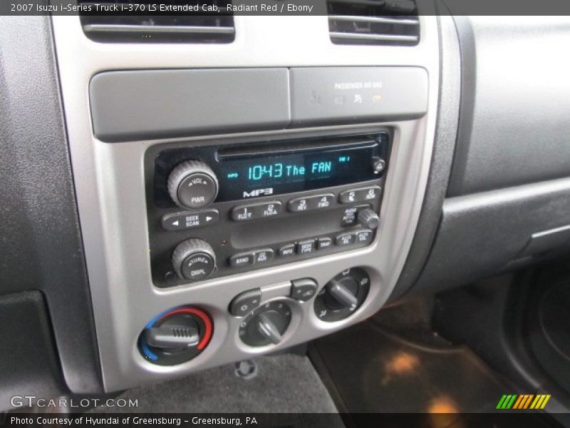 Controls of 2007 i-Series Truck i-370 LS Extended Cab