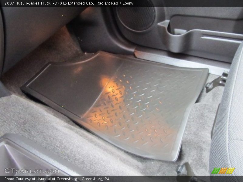 Radiant Red / Ebony 2007 Isuzu i-Series Truck i-370 LS Extended Cab