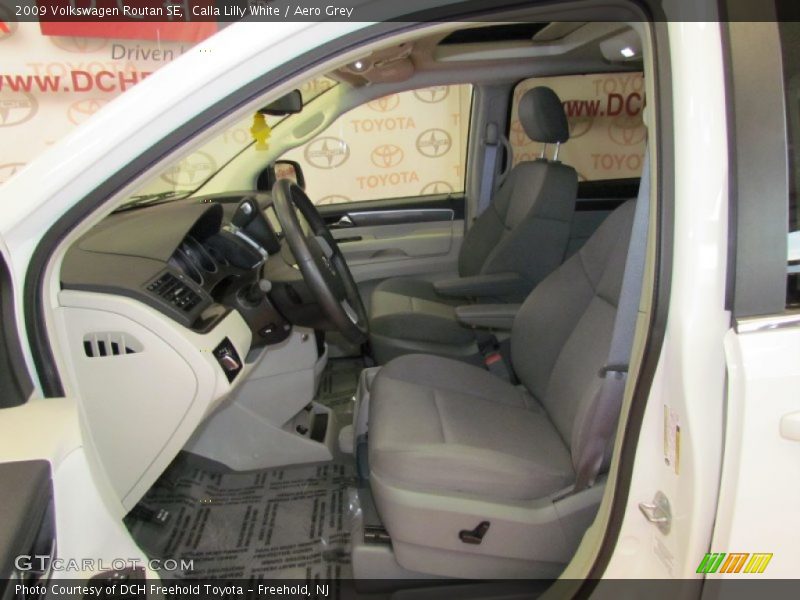 Calla Lilly White / Aero Grey 2009 Volkswagen Routan SE
