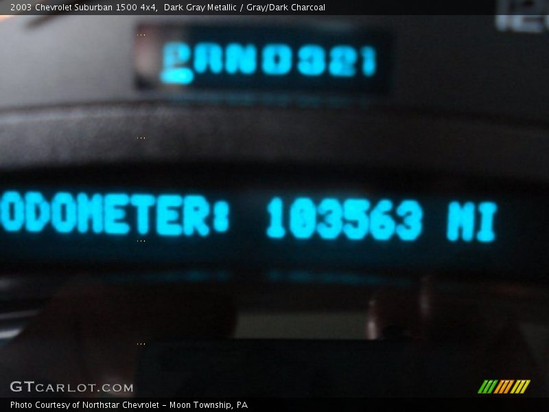 Dark Gray Metallic / Gray/Dark Charcoal 2003 Chevrolet Suburban 1500 4x4