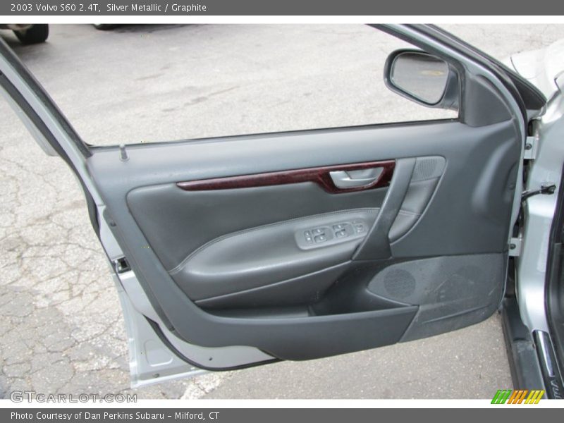 Silver Metallic / Graphite 2003 Volvo S60 2.4T